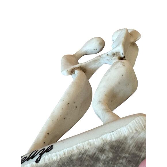 Belize Abstract Sculpture Couple Statue Modernist Souvenir Embrace Figure Decor - Picture 7 of 9